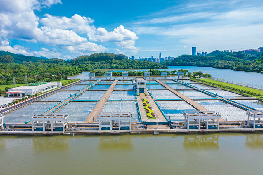 ●東江水在深圳水庫的生物硝化站過濾、淨化後送往香港。 香港文匯報廣州傳真